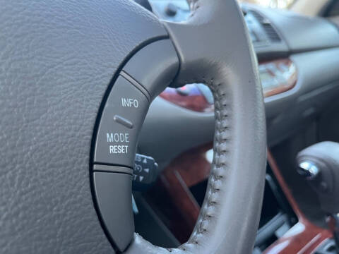 2005 Toyota Camry XLE V6