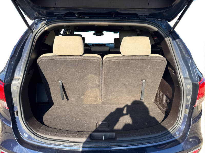 2017 Hyundai Santa Fe SE