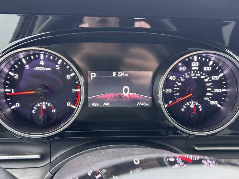 2024 Kia Carnival EX