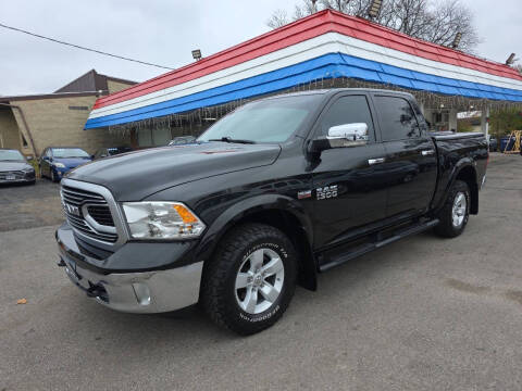 2018 RAM 1500 SLT