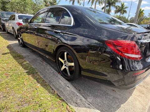 2017 Mercedes-Benz E-Class E 300