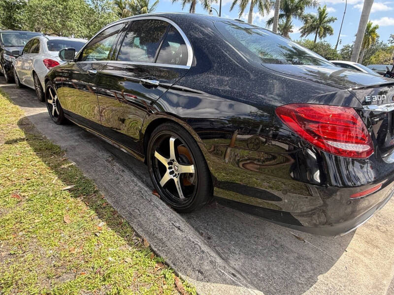 2017 Mercedes-Benz E-Class E 300