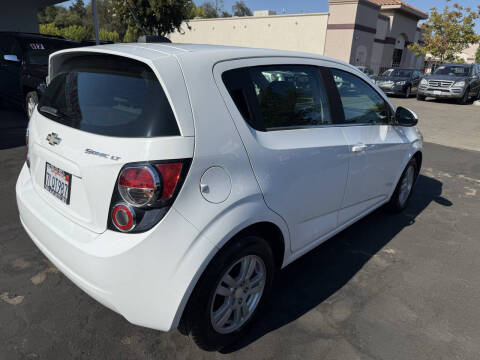 2016 Chevrolet Sonic LT Auto