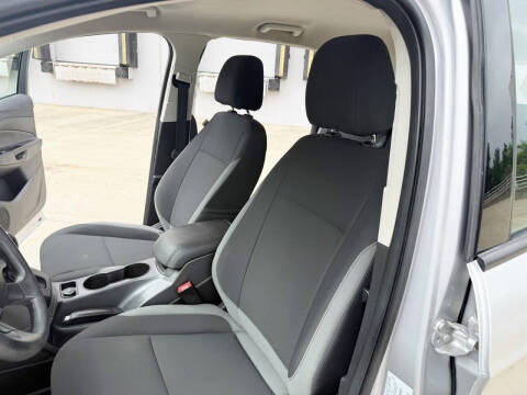 2016 Ford Escape S