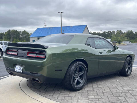 2021 Dodge Challenger SXT
