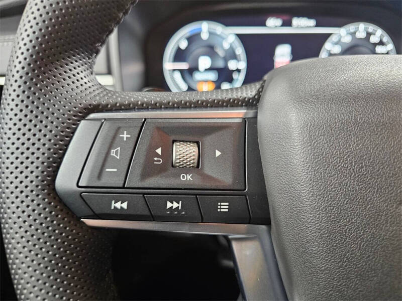 2025 Mitsubishi Outlander PHEV SE