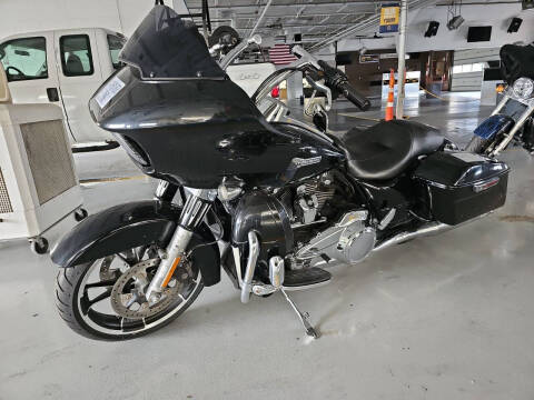 2022 Harley-Davidson Road Glide for sale at CR Garland Auto Sales in Fredericksburg VA