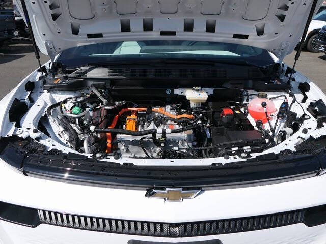 2026 Chevrolet Equinox EV LT 2