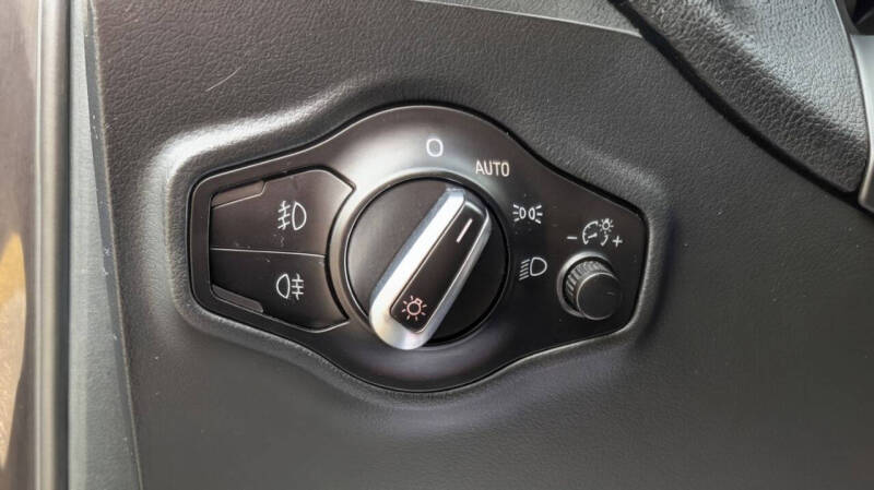 2016 Audi Q5 2.0T quattro Premium