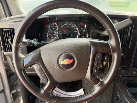 2023 Chevrolet Express 2500