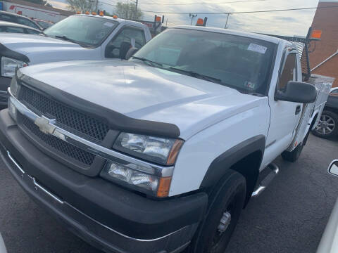 2004 Chevrolet Silverado 2500HD for sale at Trocci's Auto Sales in West Pittsburg PA