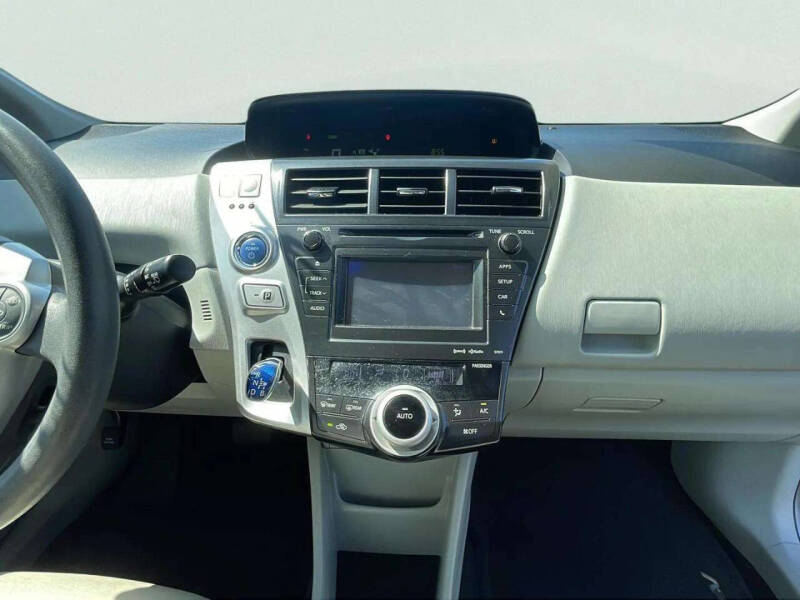 2012 Toyota Prius v Two