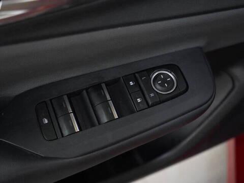 2023 Toyota Prius XLE