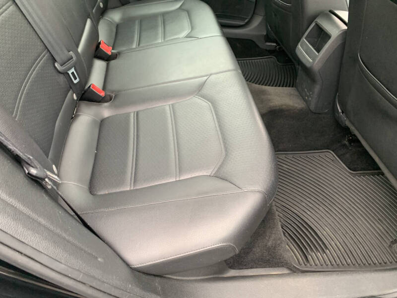 2014 Volkswagen Passat 1.8T Wolfsburg Edition PZEV