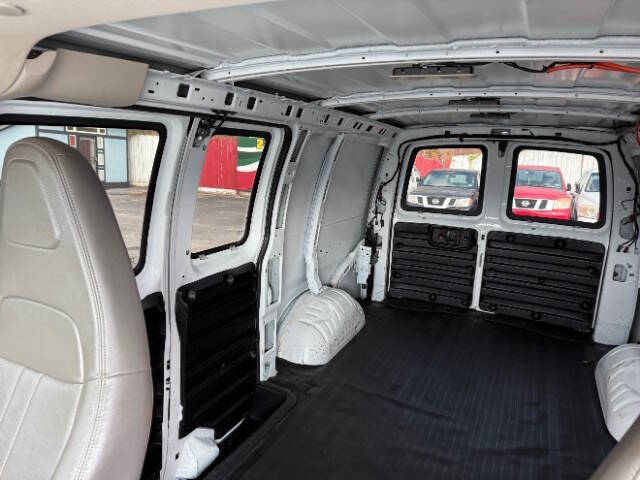 2017 Chevrolet Express 2500