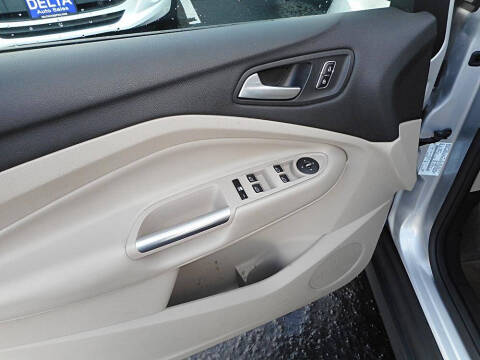 2013 Ford C-MAX Hybrid SE