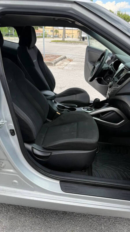 2013 Hyundai Veloster