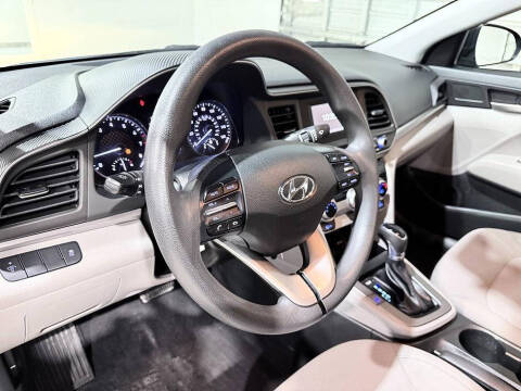2019 Hyundai Elantra