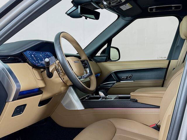 2025 Land Rover Range Rover P530 Autobiography