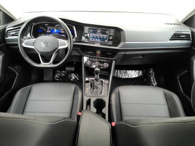 2023 Volkswagen Jetta SE