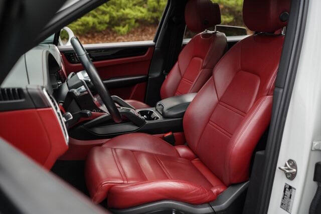 2021 Porsche Cayenne S