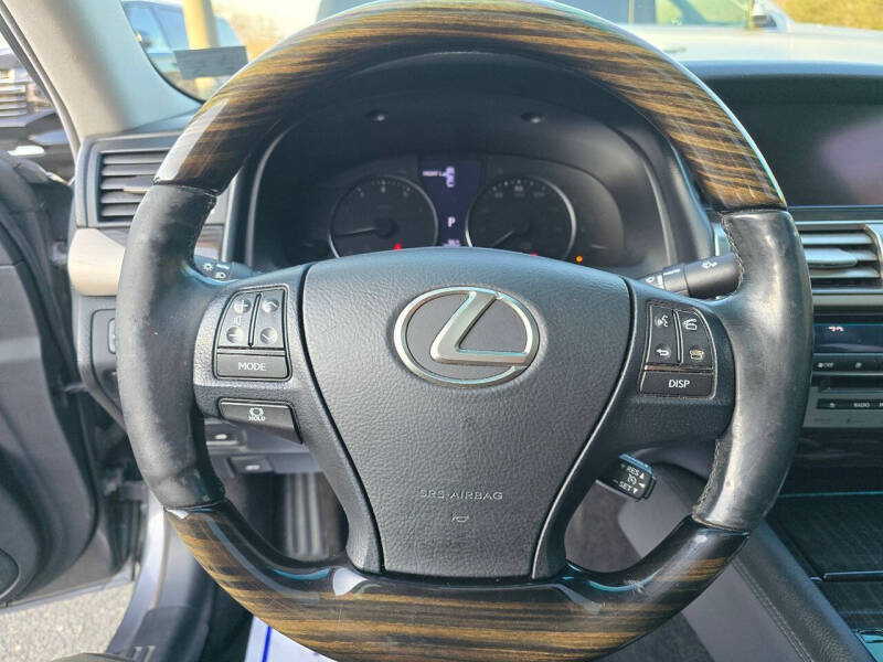 2013 Lexus LS 460