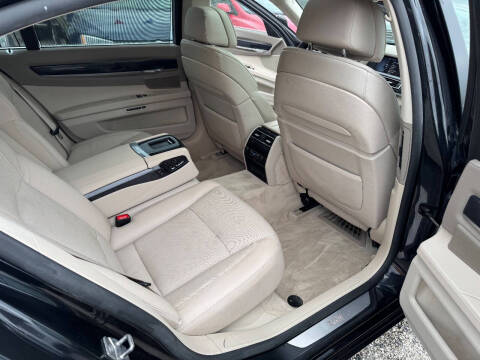 2010 BMW 7 Series 750Li xDrive