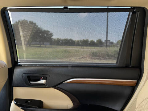 2018 Toyota Highlander Limited Platinum