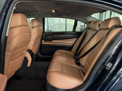 2011 BMW 7 Series 740Li