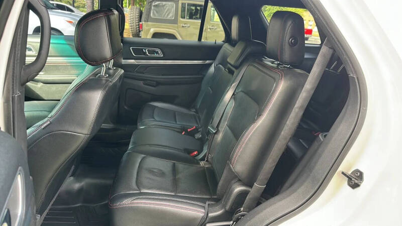 2016 Ford Explorer Sport