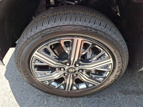 2025 Toyota Tundra Capstone HV