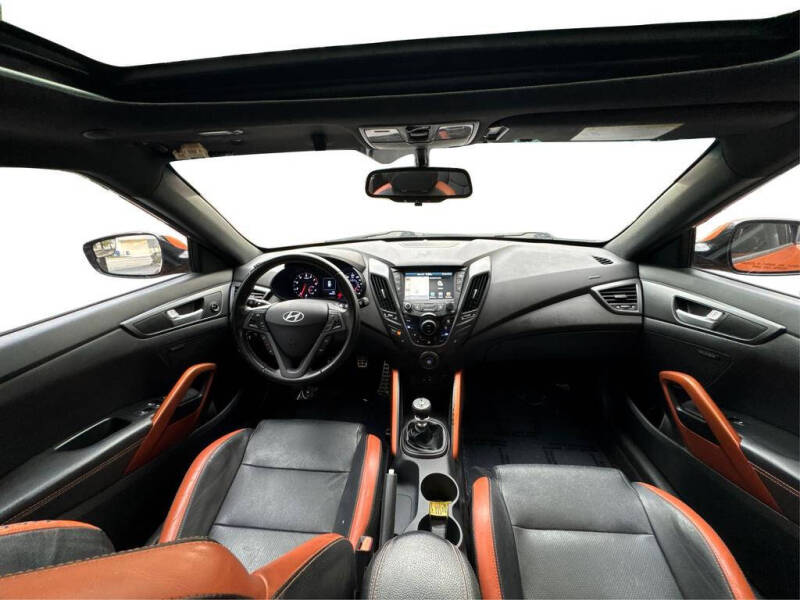 2016 Hyundai Veloster