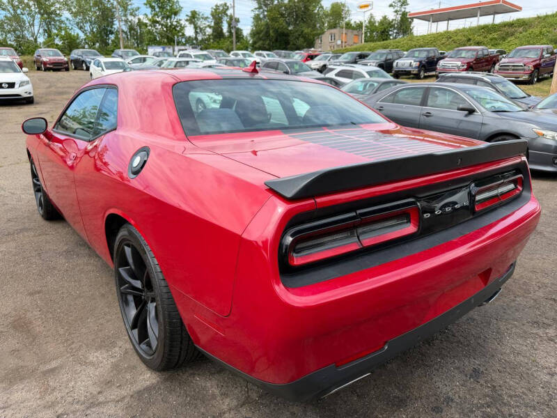 2016 Dodge Challenger SXT