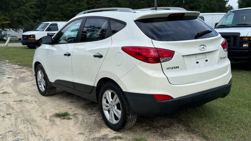 2011 Hyundai Tucson GLS photo 16