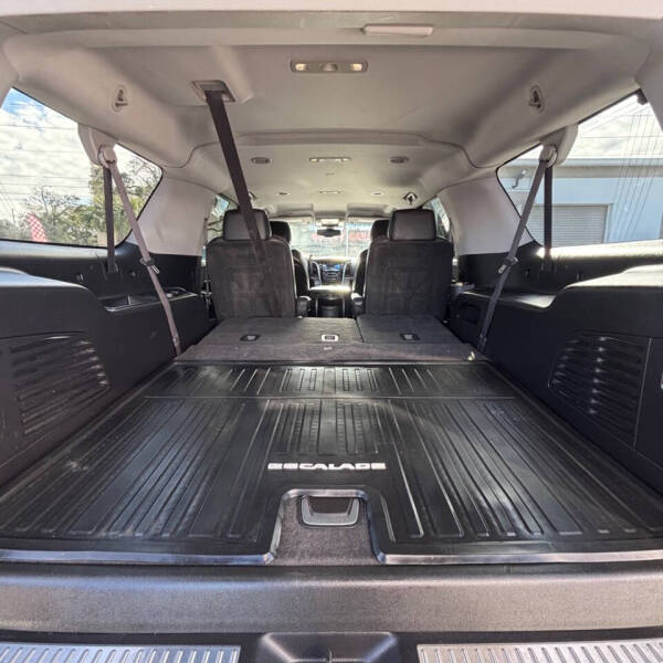 2016 Cadillac Escalade ESV Standard