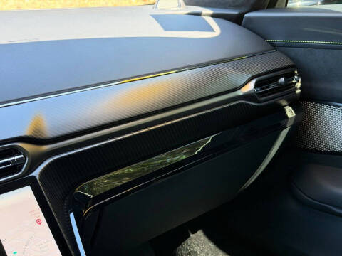 2025 Aston Martin Vantage