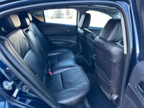 2013 Acura ILX 2.0L w/Premium