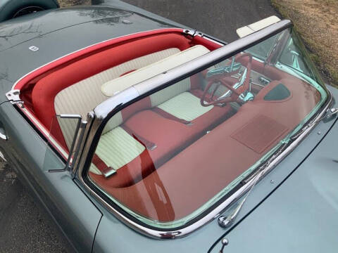 1956 Ford Thunderbird