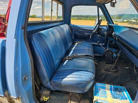 1973 Dodge D100 Pickup