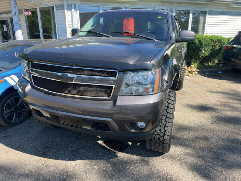 2011 Chevrolet Avalanche for sale at Auto Site Inc in Ravenna OH