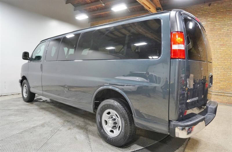 2017 Chevrolet Express LT 3500