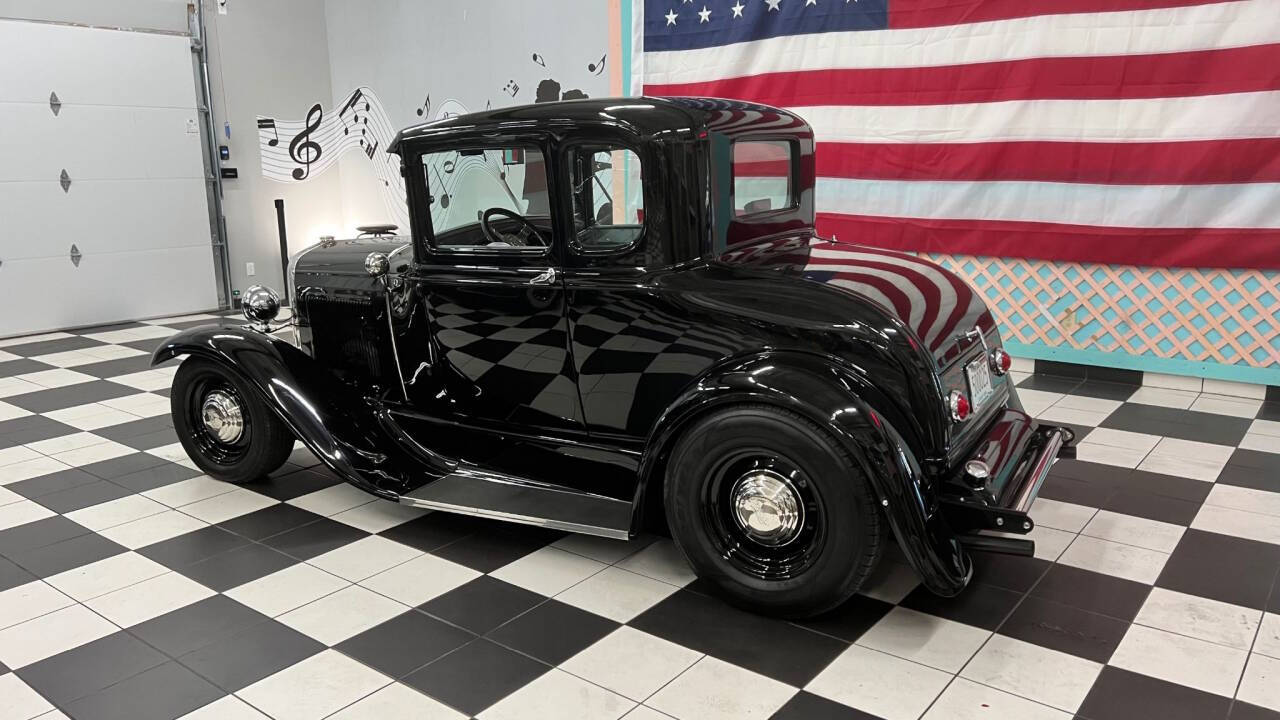 1930 Ford Model A 6
