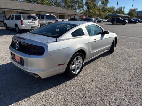 2014 Ford Mustang V6
