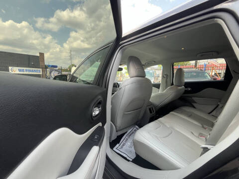 2020 Jeep Cherokee Latitude Lux