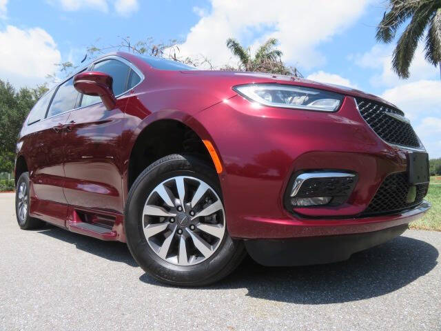 2021 Chrysler Pacifica Touring L