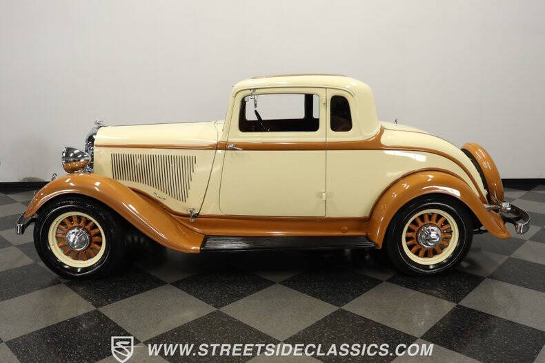 1933 Plymouth Model PD