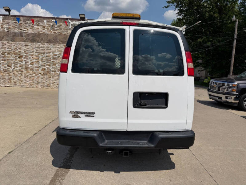 2012 Chevrolet Express 2500