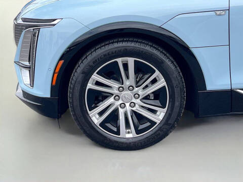 2024 Cadillac LYRIQ Tech