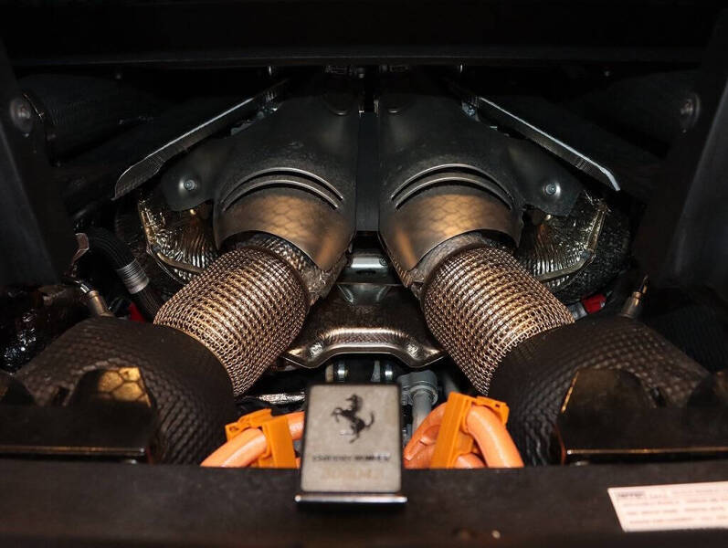 2024 Ferrari 296 GTS