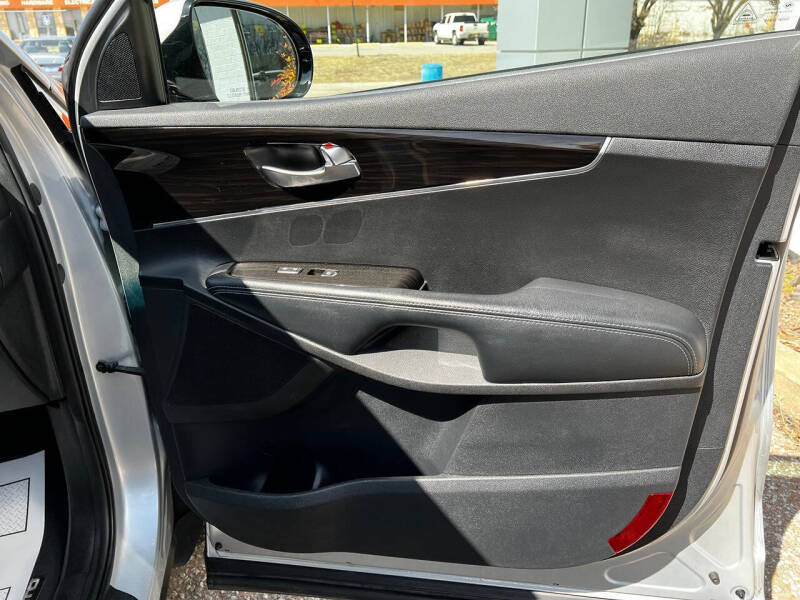 2020 Kia Sorento LX V6